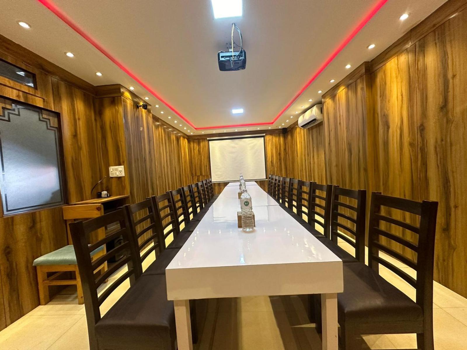 Hotel Edingo Inn Itahari Ngoại thất bức ảnh